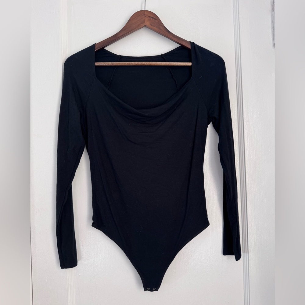 Abercrombie and Fitch Black Long-Sleeve Draped Neck Bodysuit. Small